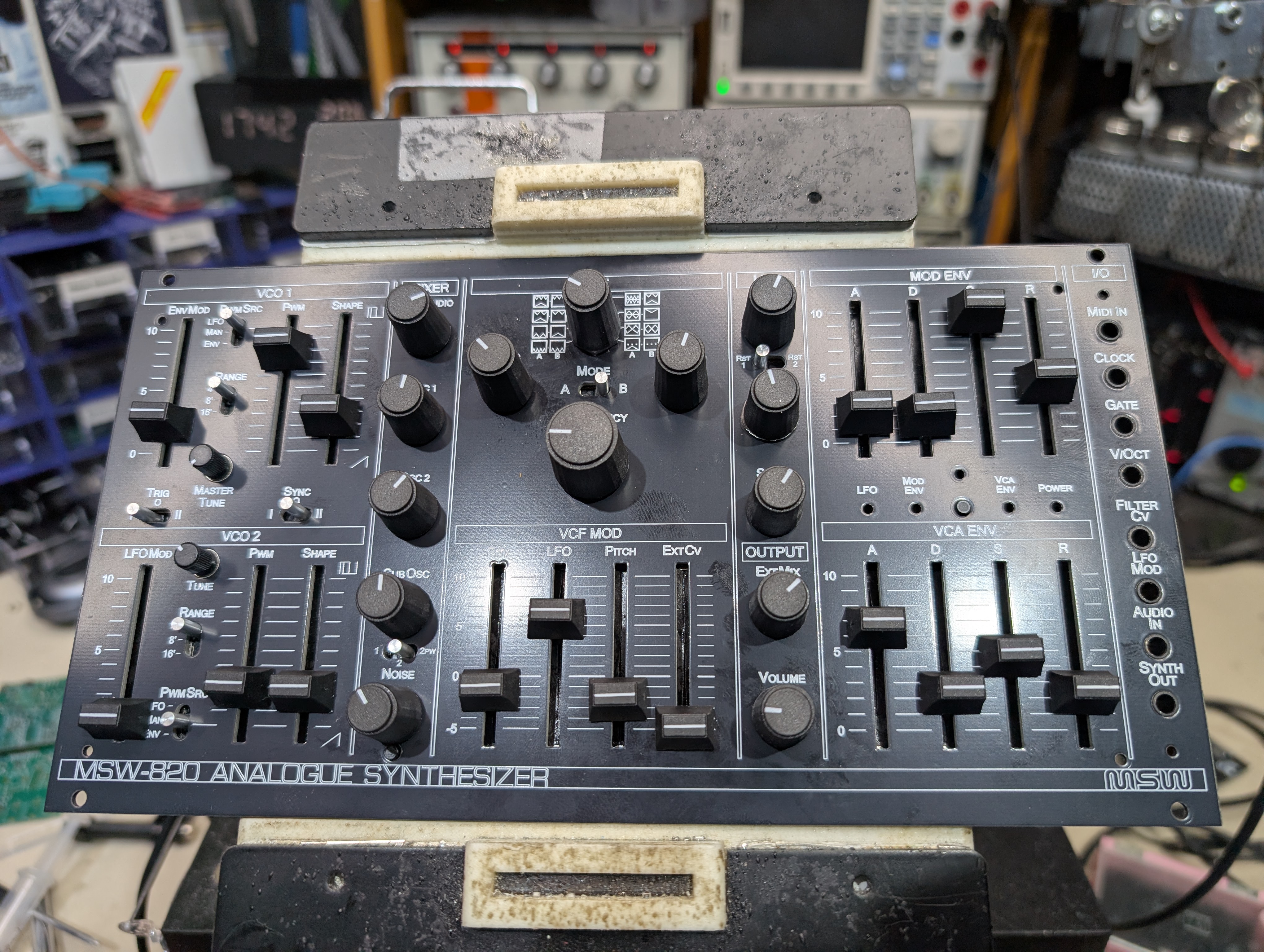 Michigan Synth Works MSW-820 - Gearspace